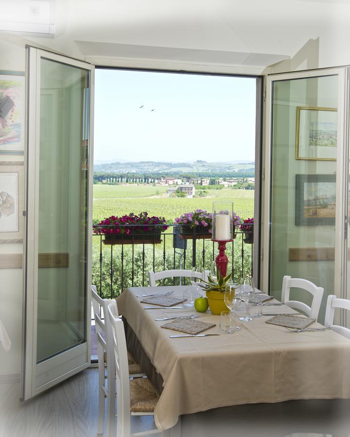 Albergo Ristorante Siro Torgiano Esterno foto